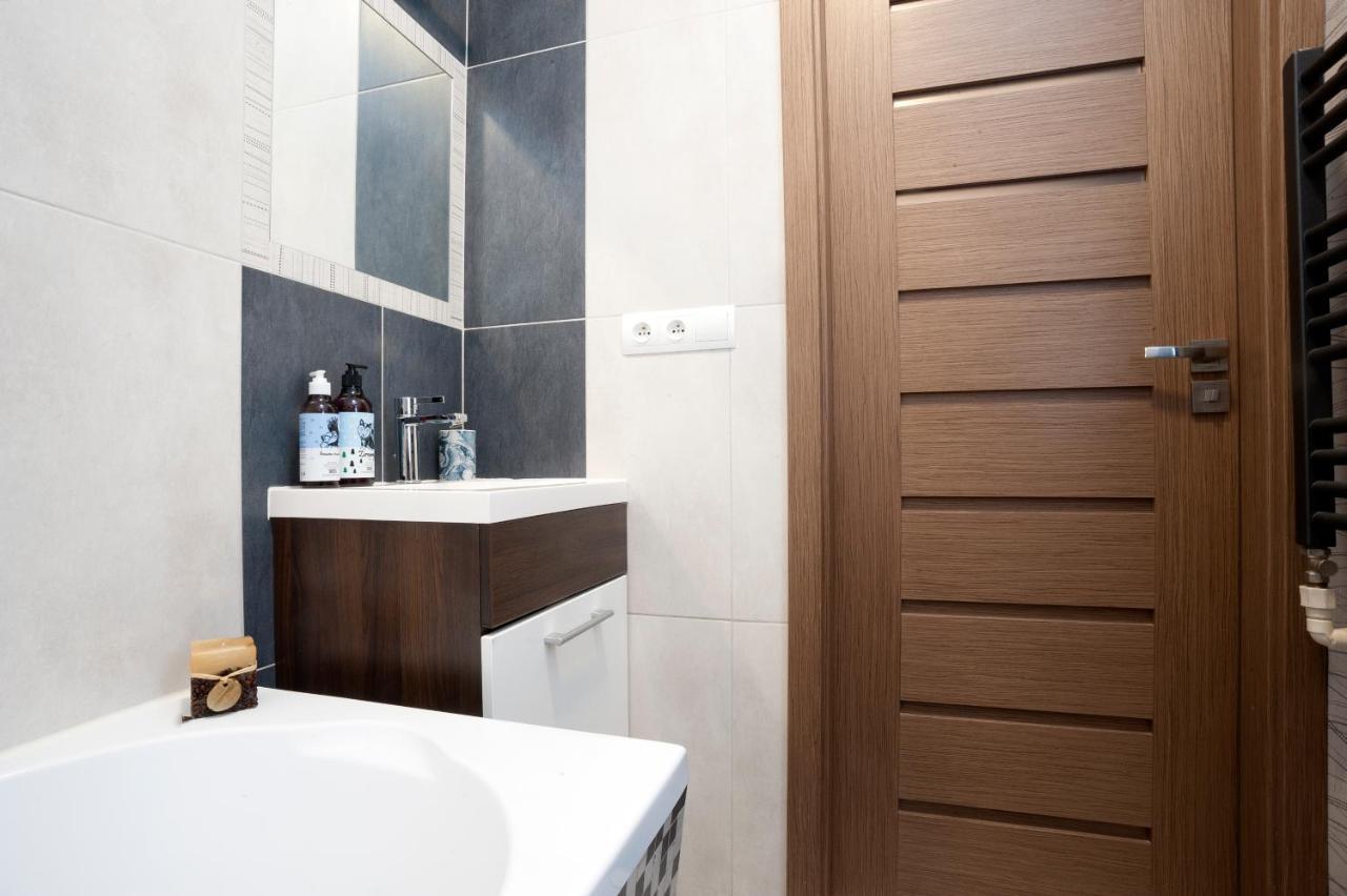 Apartment Elektoralna Warszawa Exteriör bild